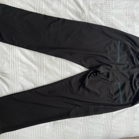 Carhartt scrub set Cross Flex Cargo Pant Medium Petite V Neck - Picture 10 of 16